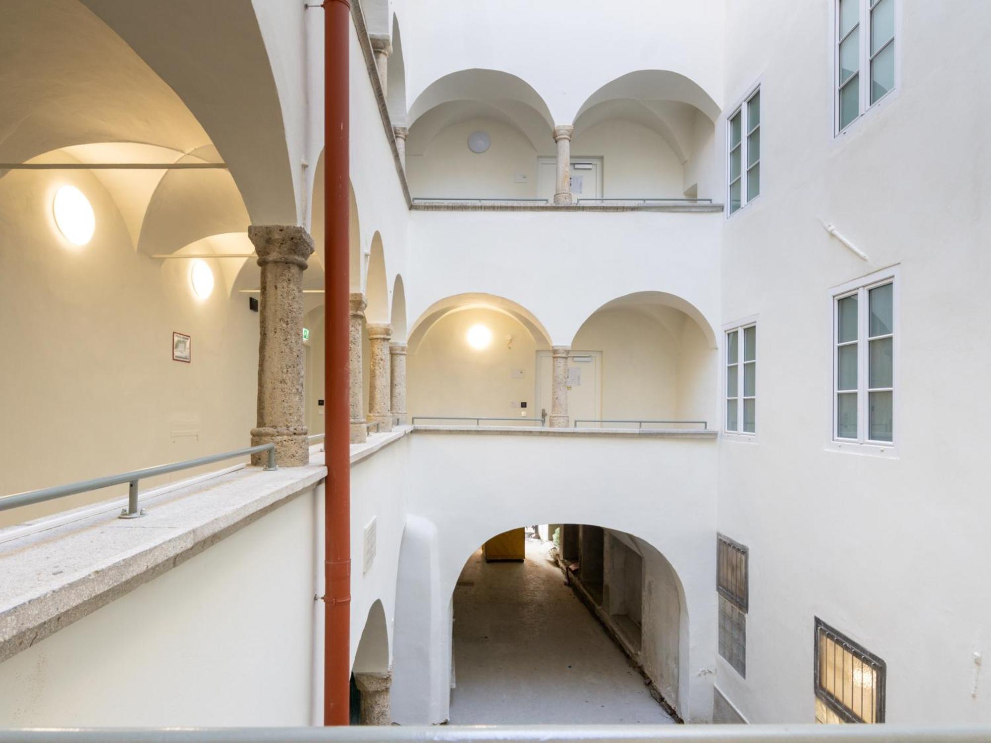 Limehome Klagenfurt Goessgasse Klagenfurt am Woerthersee Quarto foto